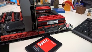 Patriot Viper 4 DDR4 2400MHz Quad Channel Kit installed X 99 RAMPAGE V EXTREME 6