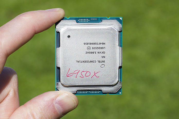 INTEL® CORE™ i9-7980XE EXTREME EDITION PROCESSOR