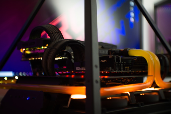 Corsair Launches Custom Hardline Liquid Cooling Kits So Your PC Can Chill  Out In Style