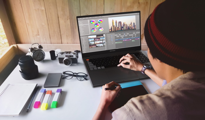 Man editing photo with Vivobook Pro 15X OLED