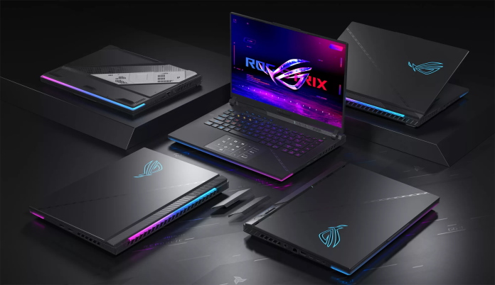A selection of ROG Strix SCAR and ROG Strix G laptops 