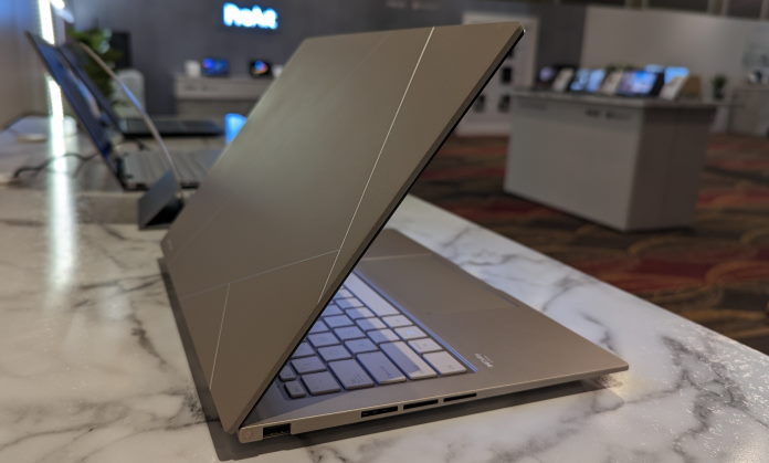 TUF Gaming A16 laptop next to its CES Innovation award