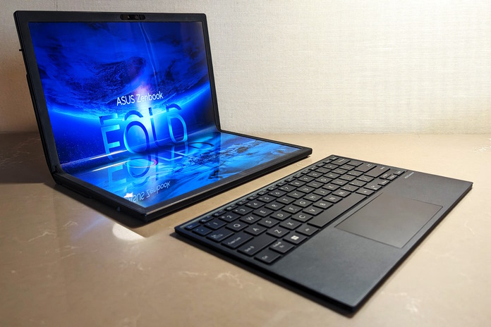 Hands-On With This Massive 17-Inch Folding OLED Screen PC From