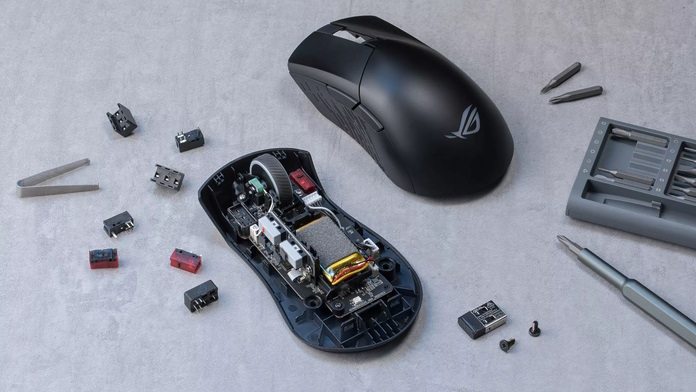 ROG GLadius mouse opened up to replace switches