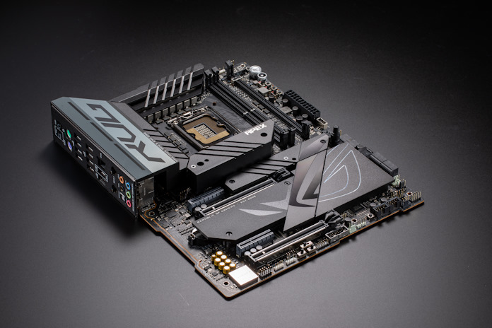 The ROG Maximus Z790 Apex Encore motherboard