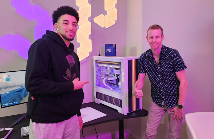 Scotty Pippen and Stuart Tonks posing next to the completed ROG gaming build