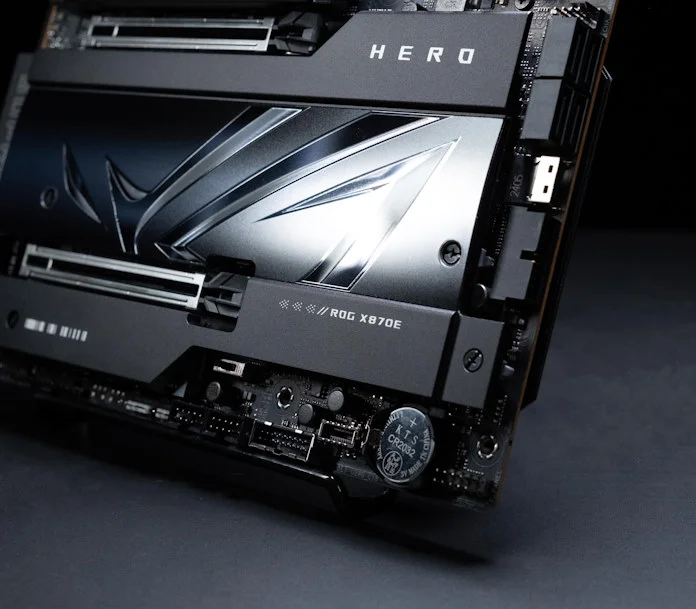 The SlimSAS and SATA connectors on the ROG Crosshair X870E Hero