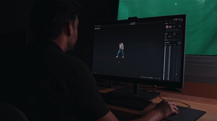 A man using Evercoast's Mavericks software for volumetric capture 