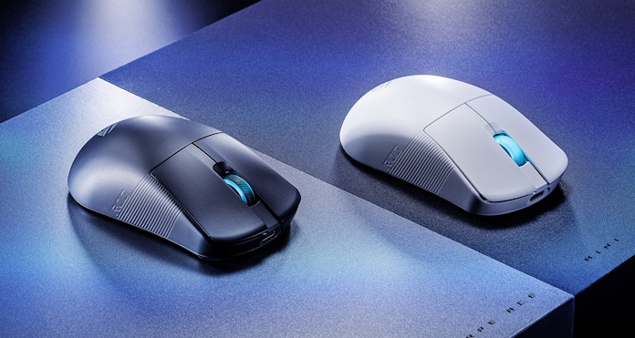 The ROG Harpe Ace Mini gaming mouse, in white and black 