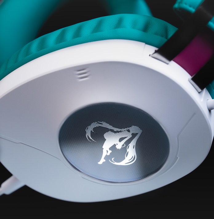 An outside view of the TUF Gaming H1 Gen II Hatsune MIku Edition gaming headset