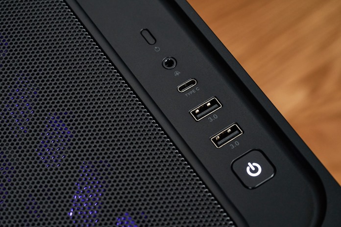 The front I/o options, including three USB ports 