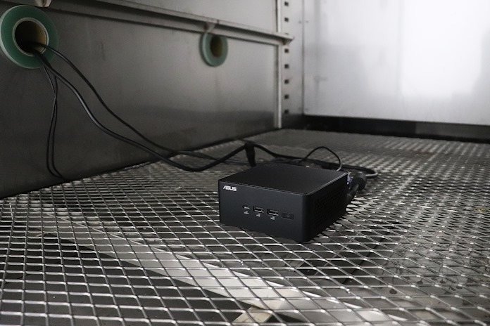 An ASUS NUC in an enclosed environment that tests heat and humidty 